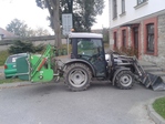 2011 nákup nového traktoru na údržbu obcí