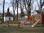 2013 vybudování dětského hřištěv Jiříně